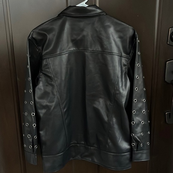 NWT Steve Madden Gabana Faux Leather Grommet Jacket Oversized XS - Picture 13 of 14